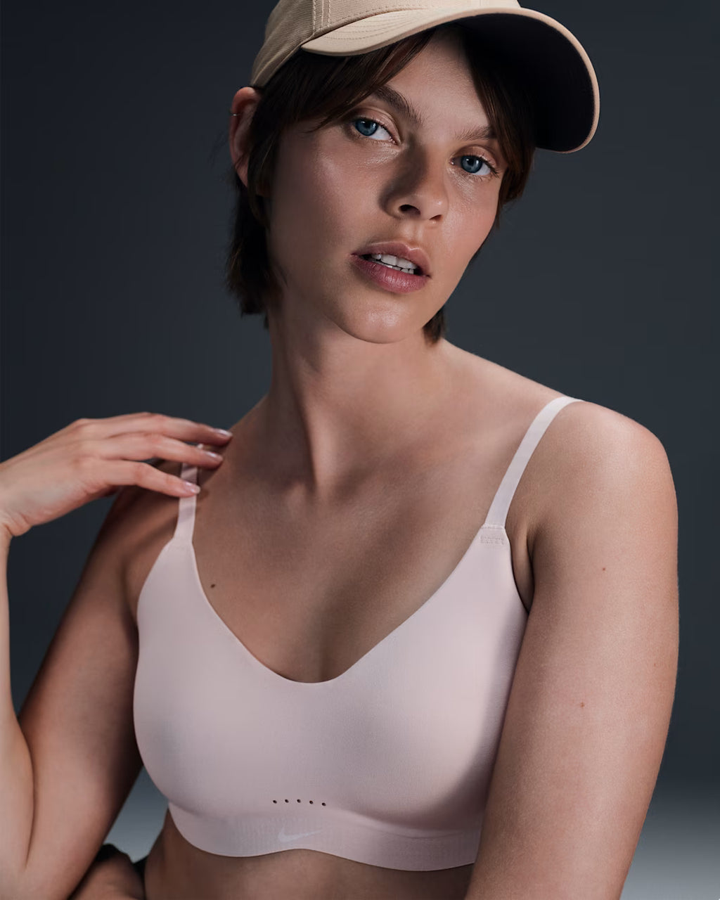 Nike Training Sport-BH Model ALATE rose clair