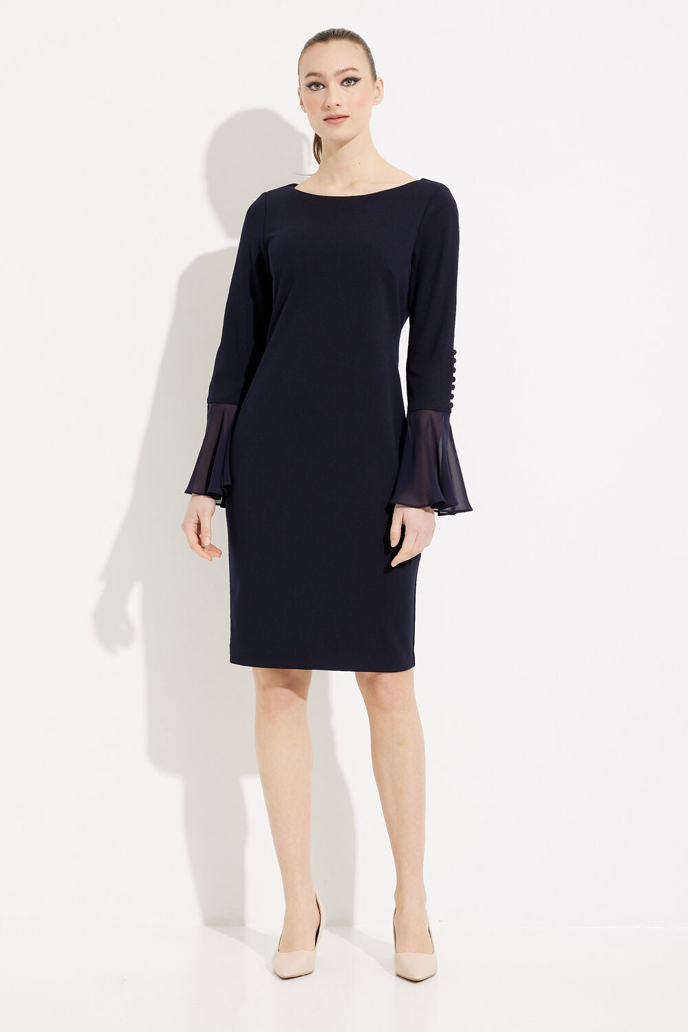 Robe CALVIN KLEIN fourreau col bateau Modèle